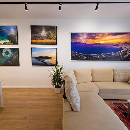 Victoria Lungomare Apartment วญอเรอ ภายนอก รูปภาพ