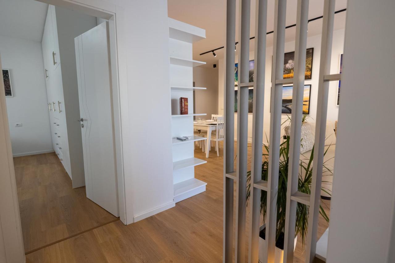 Victoria Lungomare Apartment วญอเรอ ภายนอก รูปภาพ