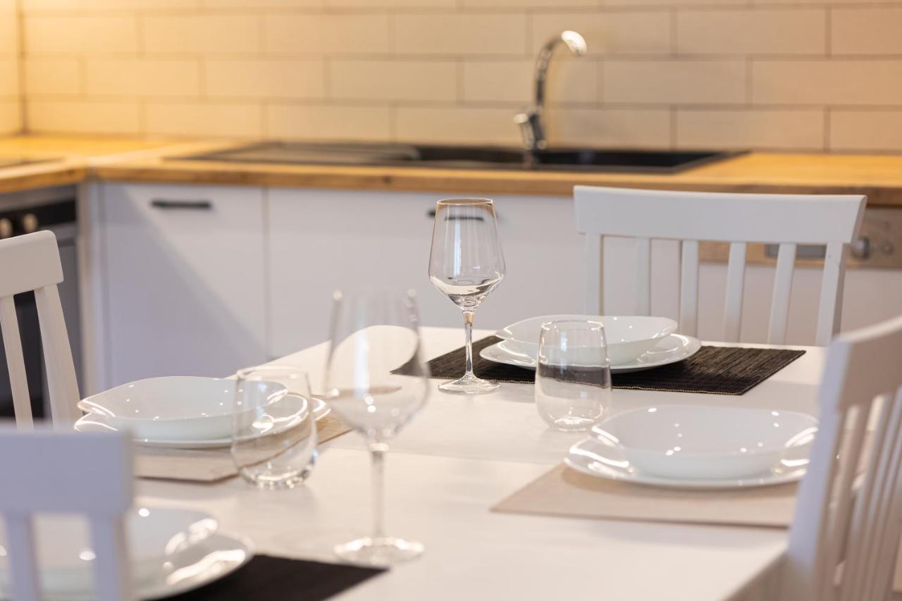 Victoria Lungomare Apartment วญอเรอ ภายนอก รูปภาพ