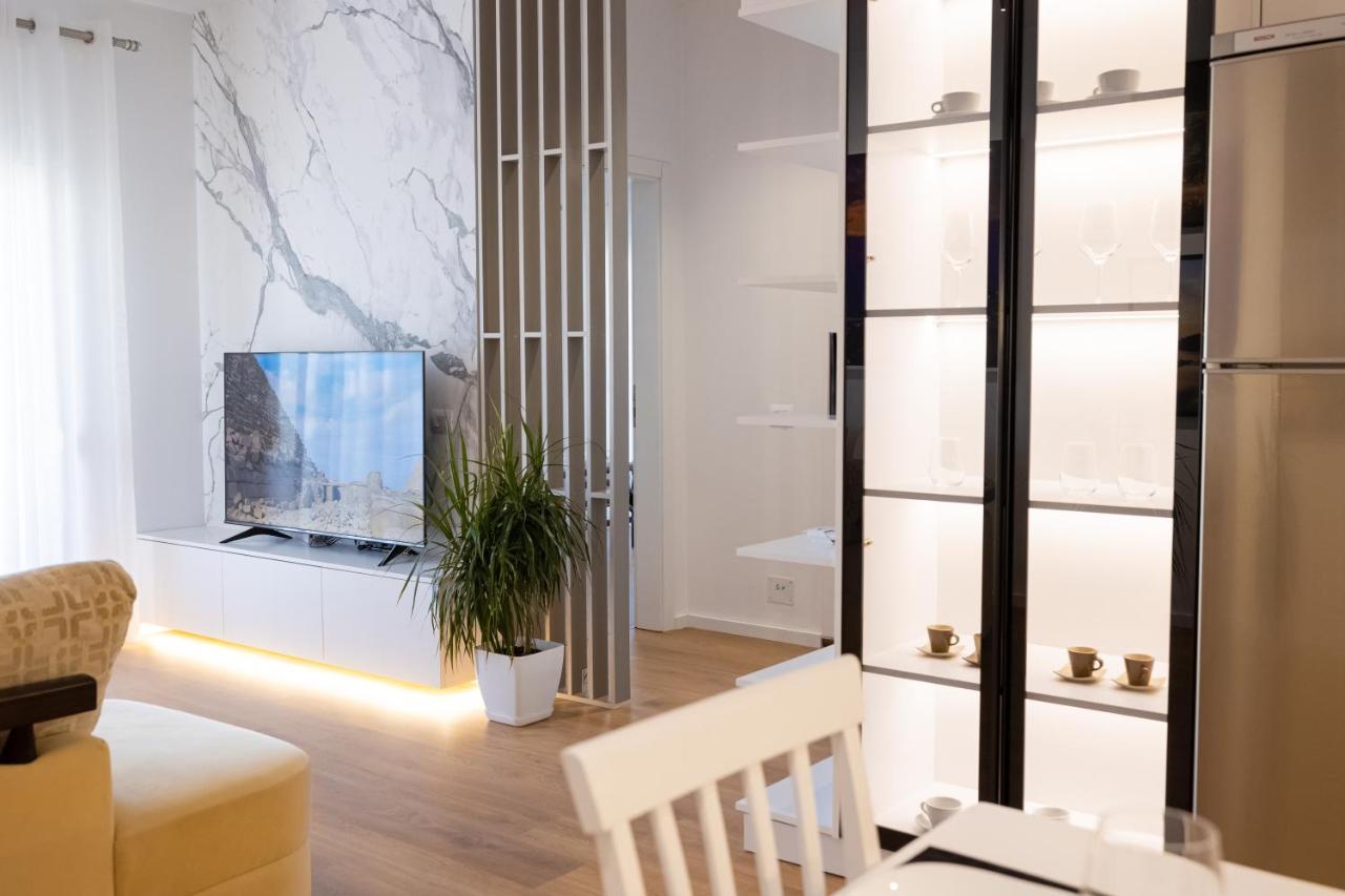 Victoria Lungomare Apartment วญอเรอ ภายนอก รูปภาพ